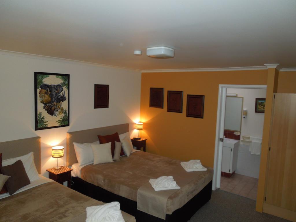 Maroochydore Beach Motel Exterior photo